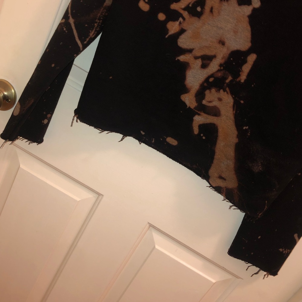 Custom Acid Wash sweater - Picture 7 of 7